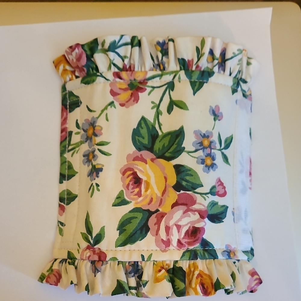 Longaberger Floral Fabric Sleeve with Ruffles